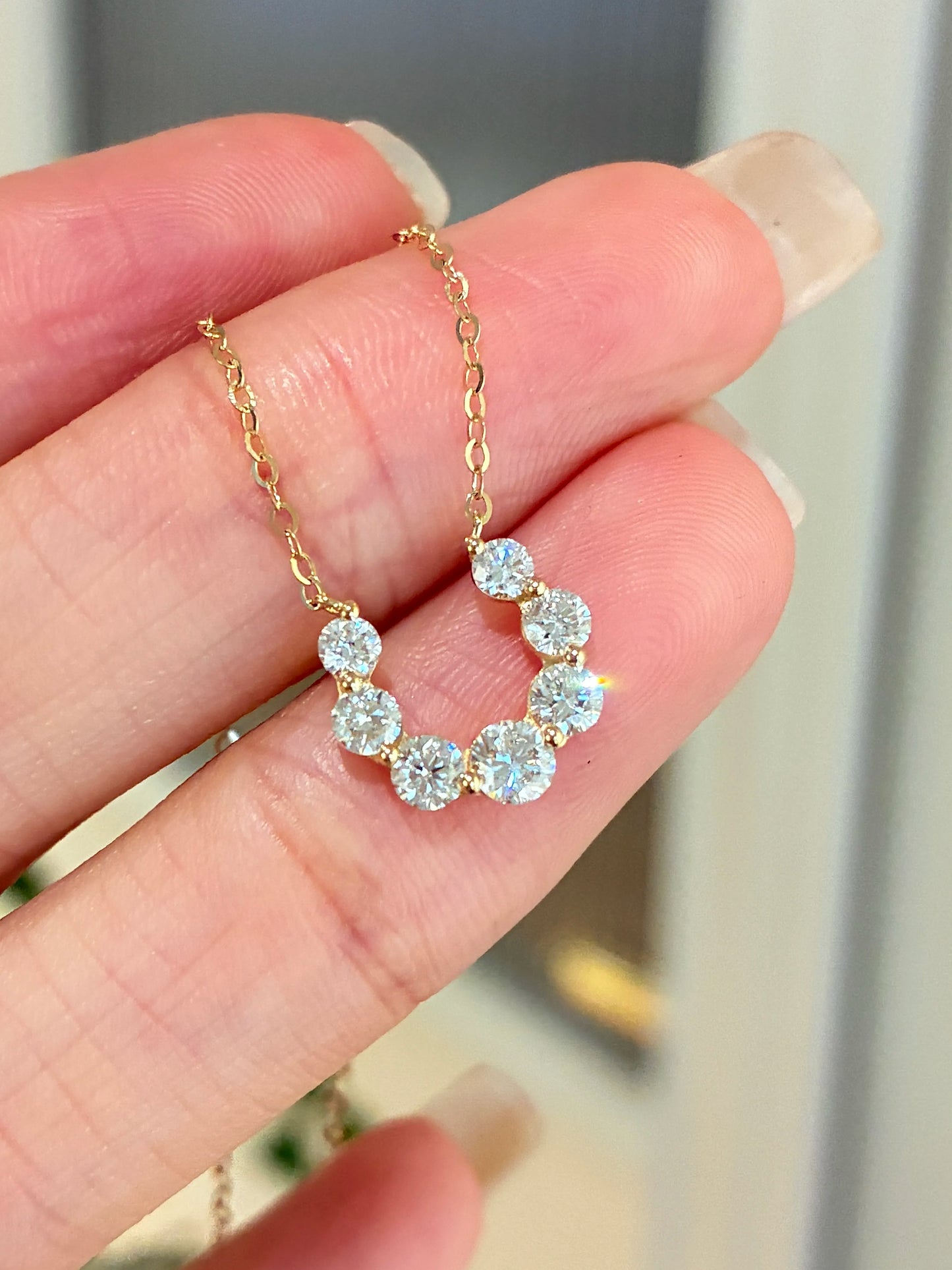 ホースシューモチーフ ダイヤモンドネックレス（合計約0.56ct）