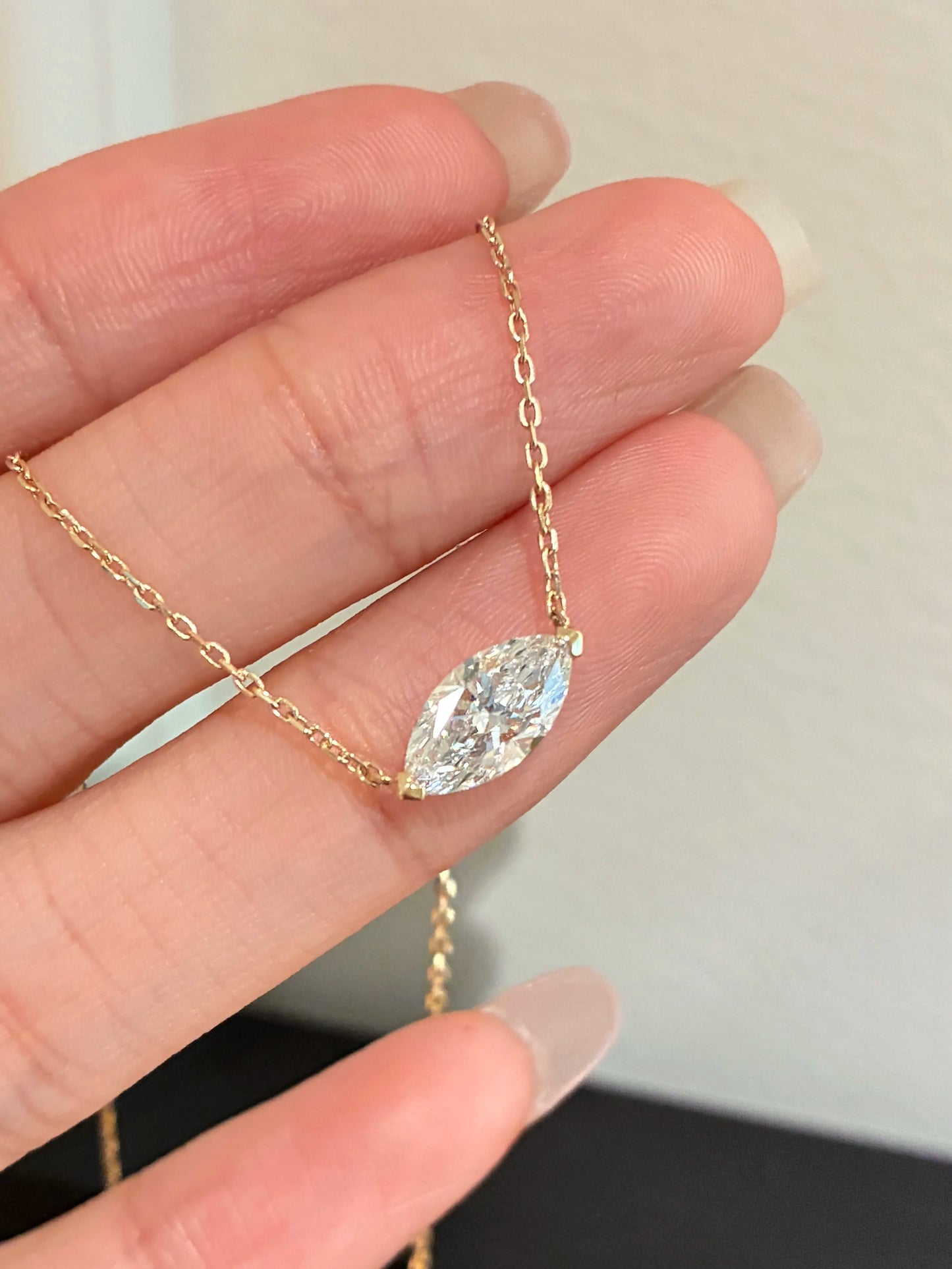 マーキスカット ソリティア ダイヤモンドネックレス（1.0ct）