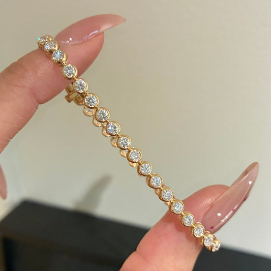 バブルベゼル ダイヤモンドブレスレット（1石約0.05ct）