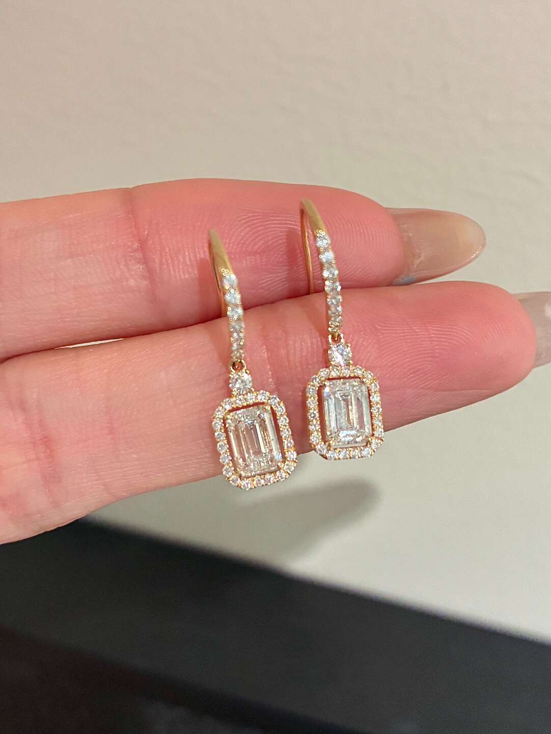エメラルドカット パフュームボトル フックピアス