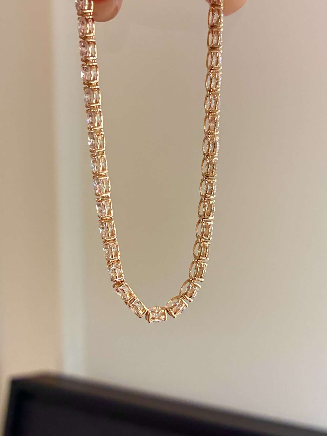 ラウンドダイヤ テニスブレスレット（1石約0.15ct）