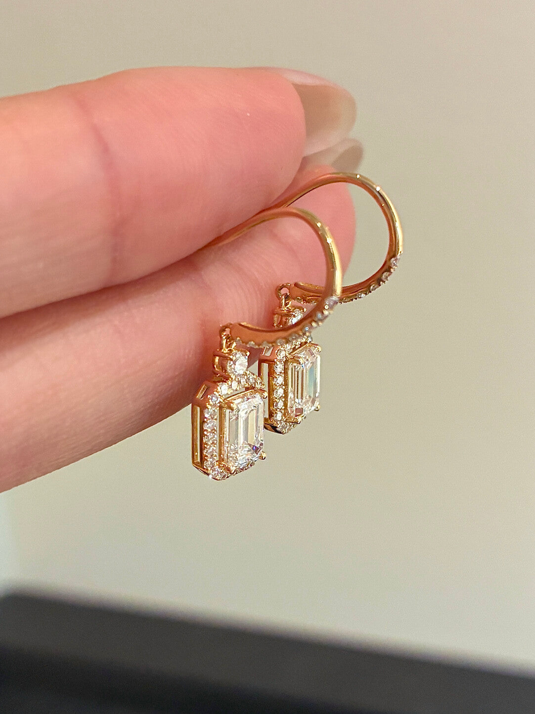 エメラルドカット パフュームボトル フックピアス
