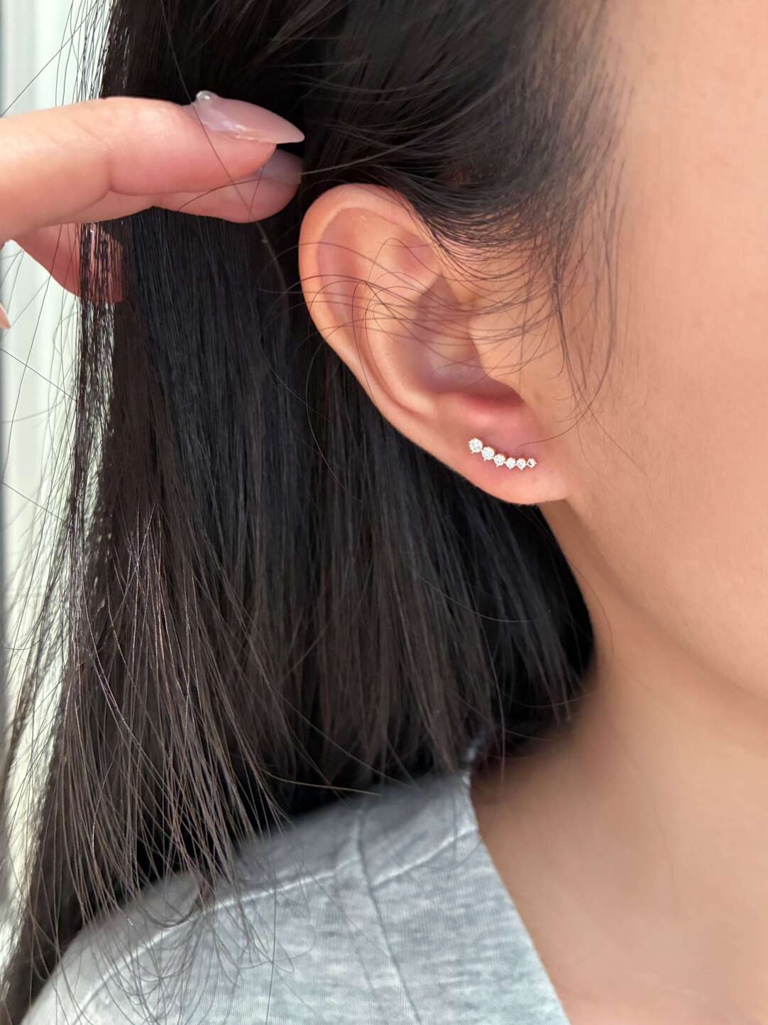 カーブライン イヤークライマーピアス